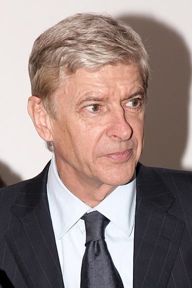 How tall is Arsène Wenger?