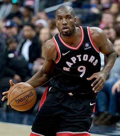 From which country did Serge Ibaka obtain citizenship in 2011?