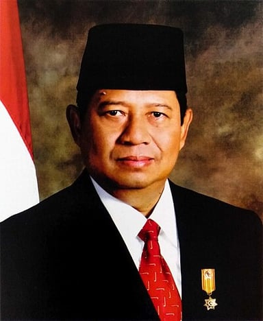 Who was the incumbent president defeated by Susilo Bambang Yudhoyono in the 2004 presidential election?