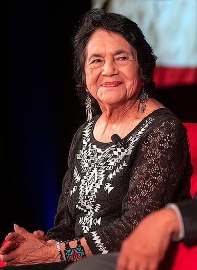 What is a key characteristic of Dolores Huerta's leadership style?