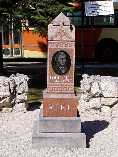 At what battle was Louis Riel defeated in 1885?