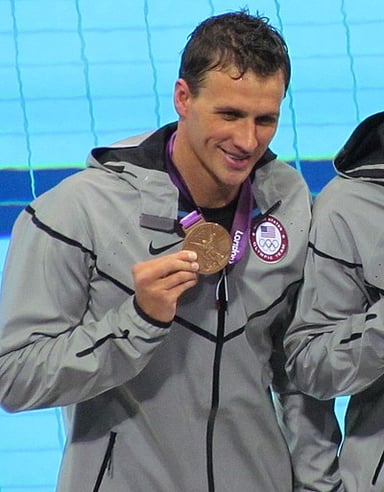 What did Lochte do at a gas station that led to his 2016 scandal?