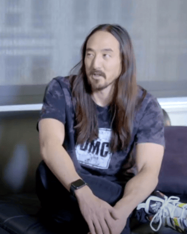 Which DJ did Steve Aoki tie up with for the song "No Beef"?