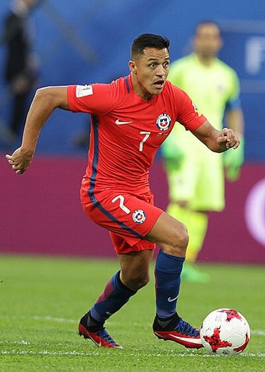 How many major tournaments has Alexis Sánchez participated in with the Chile national team?