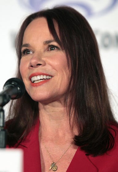 What is the name of Barbara Hershey's son from her relationship with David Carradine?