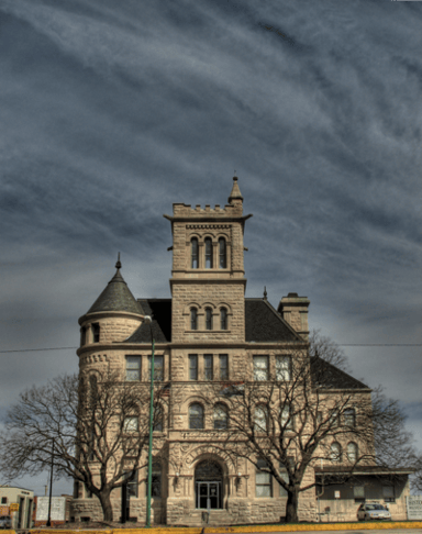 What is the population of Springfield, Missouri according to the 2020 census?