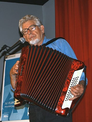 Which instrument did Rolf Harris invent?