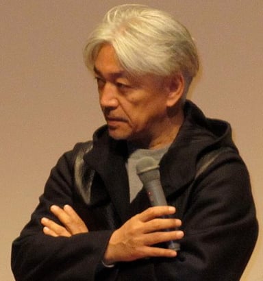 Which of the following is married or has been married to Ryuichi Sakamoto?