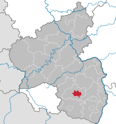 What is Kaiserslautern's largest church?
