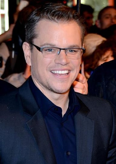 Which of the following is married or has been married to Matt Damon?