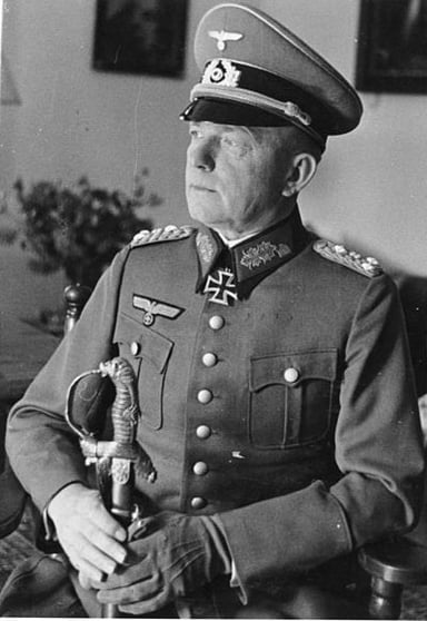 Which German military leader's armoured corps included units commanded by Kleist during the Battle of France?