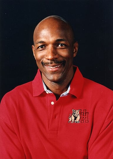 Clyde Drexler's college team was known for their slam dunks and was called what?