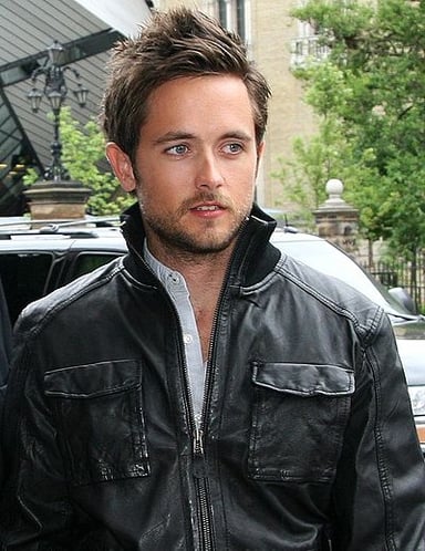 Which superhero did Justin Chatwin portray in Doctor Who?