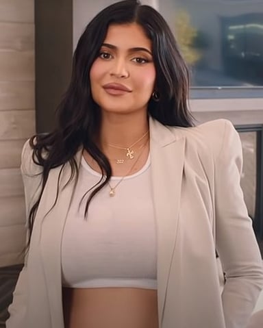 In which institutions did Kylie Jenner receive their education?