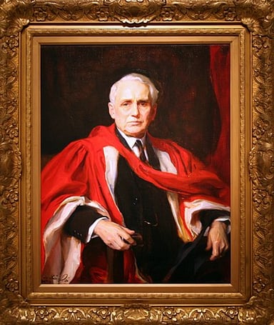 Frank B. Kellogg graduated from which law school?