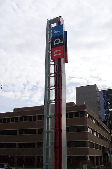 How many public radio stations does NPR serve in the United States?