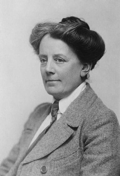 Ethel Smyth was a member of which political movement?