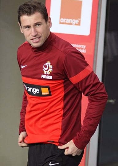 What is the full name of this Polish professional footballer?