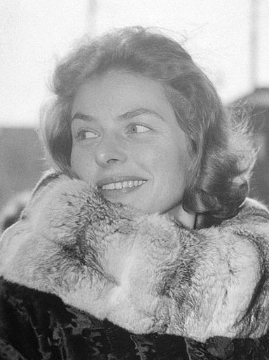 What award did Ingrid Bergman receive in 1974 for [url class="tippy_vc" href="#9725130"]Murder On The Orient Express[/url]?