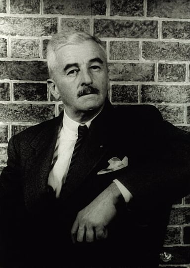 Which filmmaker did Faulkner work with as a screenwriter?