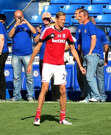 Which club did Peter Crouch join after his first spell at Portsmouth?