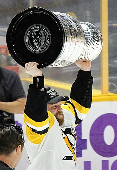 Which team did Phil Kessel win his third Stanley Cup with?