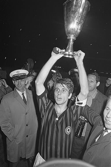 How many times did Gianni Rivera represent Italy national team between 1962 and 1974?