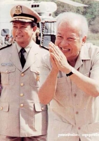 In which year did Norodom Sihanouk secure Cambodian independence from France?