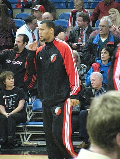 Which teams did Brandon Roy play for in the NBA?