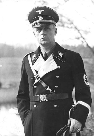 Which country did Ribbentrop favor retaining good relations with during World War II?