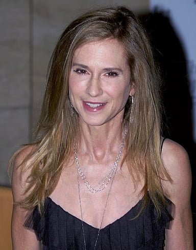 In what year was Holly Hunter born?
