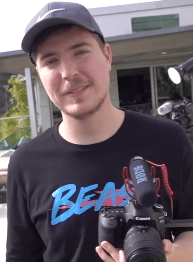 Which YouTube channel does MrBeast run that focuses on gaming content?