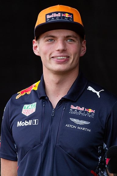 Which award did Max Verstappen receive in 2021?