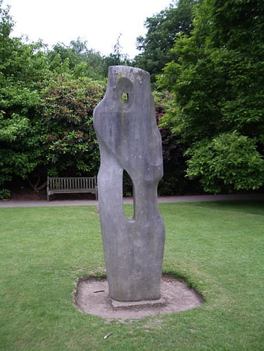 Hepworth married this sculptor in 1925..?