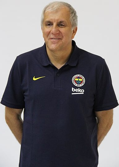 How many club titles and honors has Željko won in total over his coaching career?