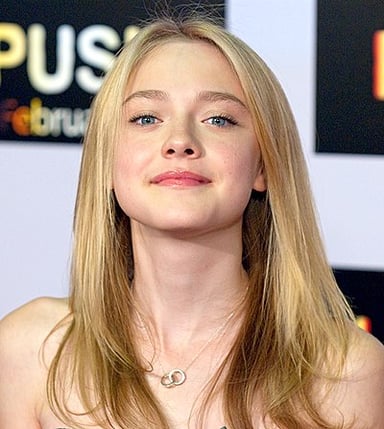 Which character did Dakota play in "Uptown Girls"?