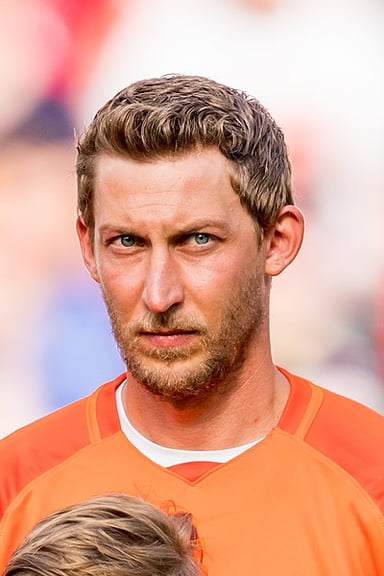 For which club did Stefan Kießling make his professional debut?
