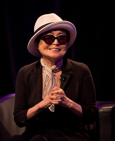 Where does Yoko Ono live?