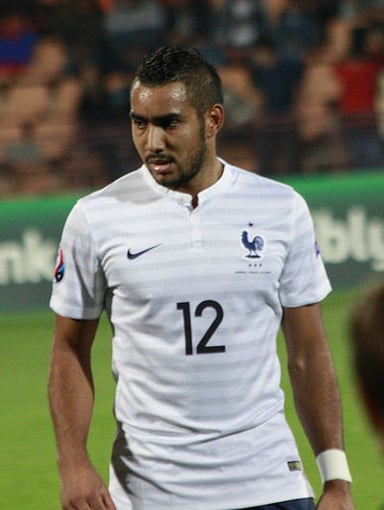 What is Dimitri Payet known for regarding set pieces?