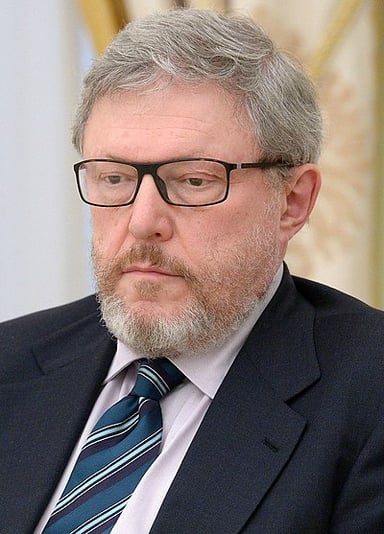 How much of the vote did Grigory Yavlinsky secure in the 1996 election?