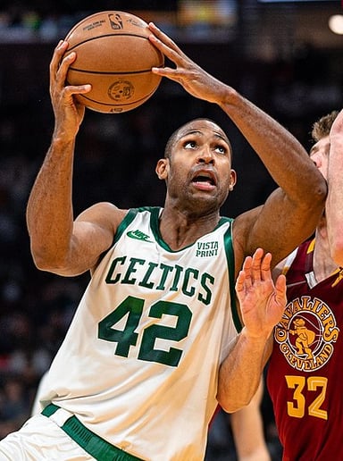 In what year did Al Horford sign up with the 76ers?