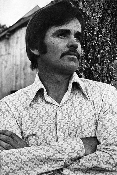 How many short stories did Cormac McCarthy write?