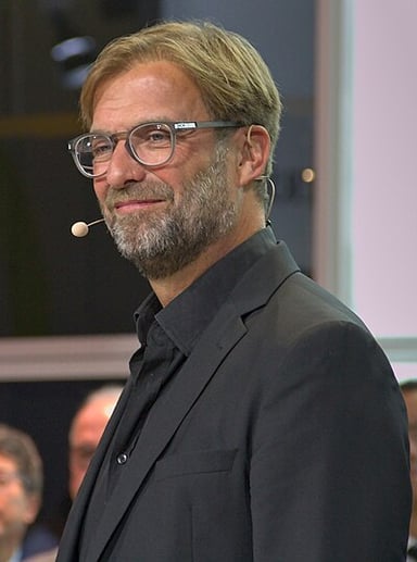 What playing position did Klopp initially start as?
