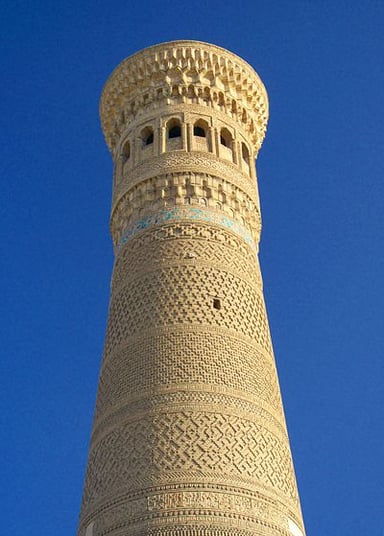 How many architectural monuments does Bukhara have?