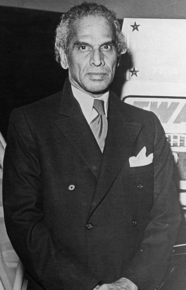 Did V. K. Krishna Menon work with Mountbatten during Indian independence?