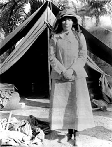What was the date of Gertrude Bell's death?
