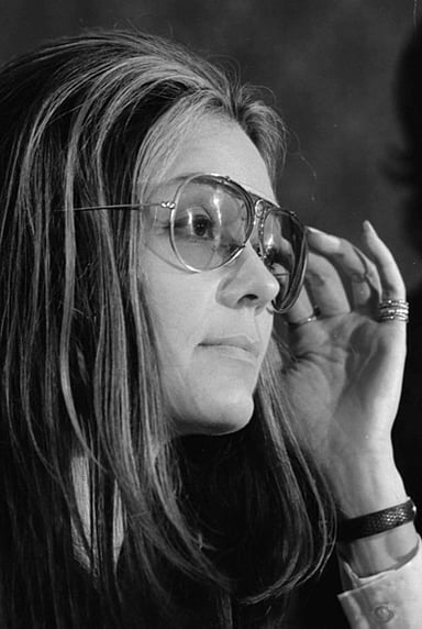 Where did Steinem travel in 2015 with peace activists?