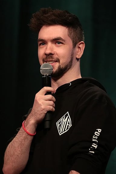 In which year did Jacksepticeye reach a million subscribers?