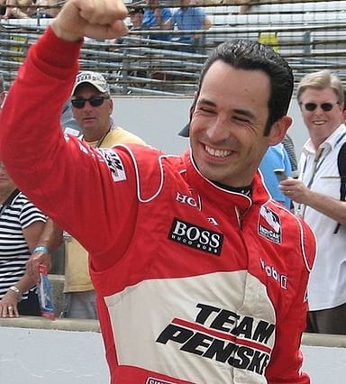 How many times has Hélio Castroneves been runner-up in the IndyCar Series drivers' championship?
