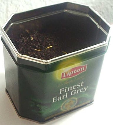 What is Lipton's iconic tea bag shape?